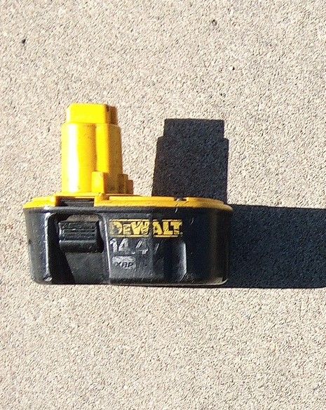 DeWalt Battery