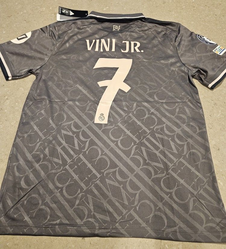 NWT, REAL MADRID Vini JR #7 Men's sz Medium