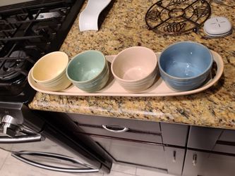 Salsa Bowls Or Desert Bowls Total Of 4 Plus Holder