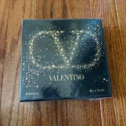 Valentino Born In Roma 4-Piece Perfume Gift Set – 4 x 30ml / 1.0 oz
