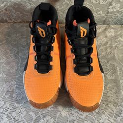 Adidas Dame 5 Flash Orange New Size 11 1/2