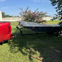 12ft Boat 2023 Mercury Motor 5