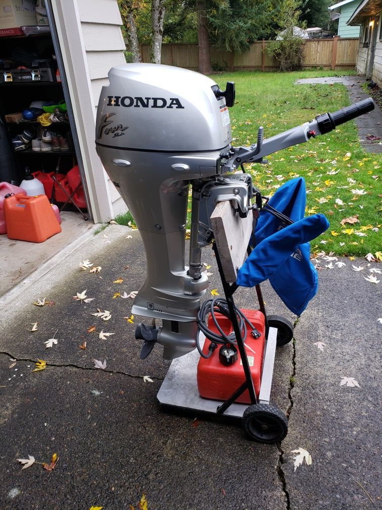 Honda 9.9 outboard motor