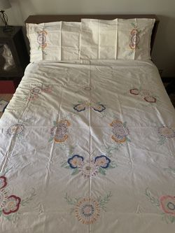 ALL hand stitched coverlet and pillow cases
