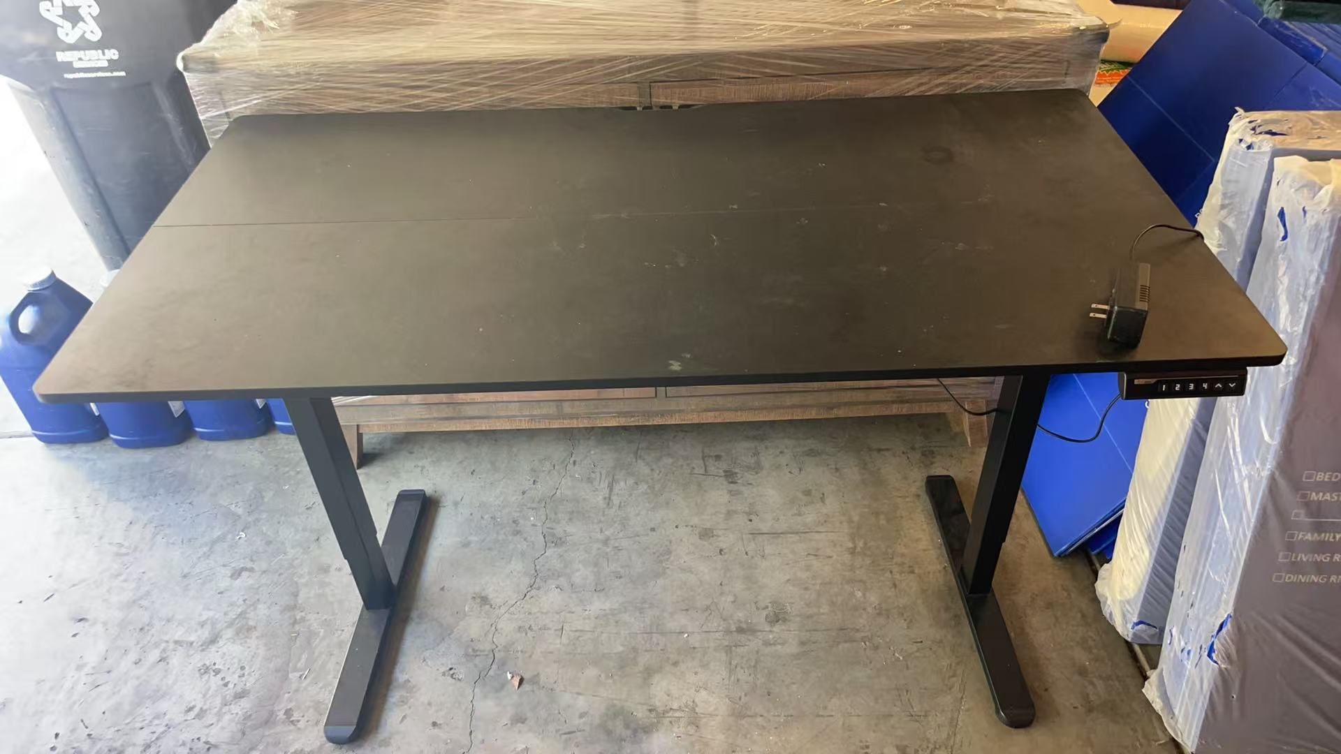 Adjustable Desk Electric Working Good