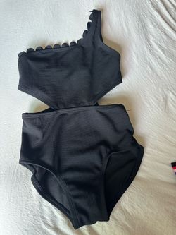 Girls size 7/8 bathing suits