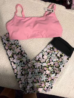 Victoria's Secret PINK Sports Bra and Floral Leggings Set