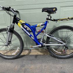 Mongoose Xr 150, 21 Speed Mountain Bike