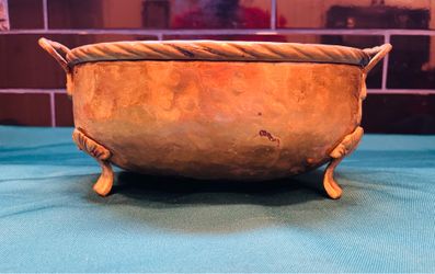 Vintage/antique solid brass oblong tureen/pot with ornate legs