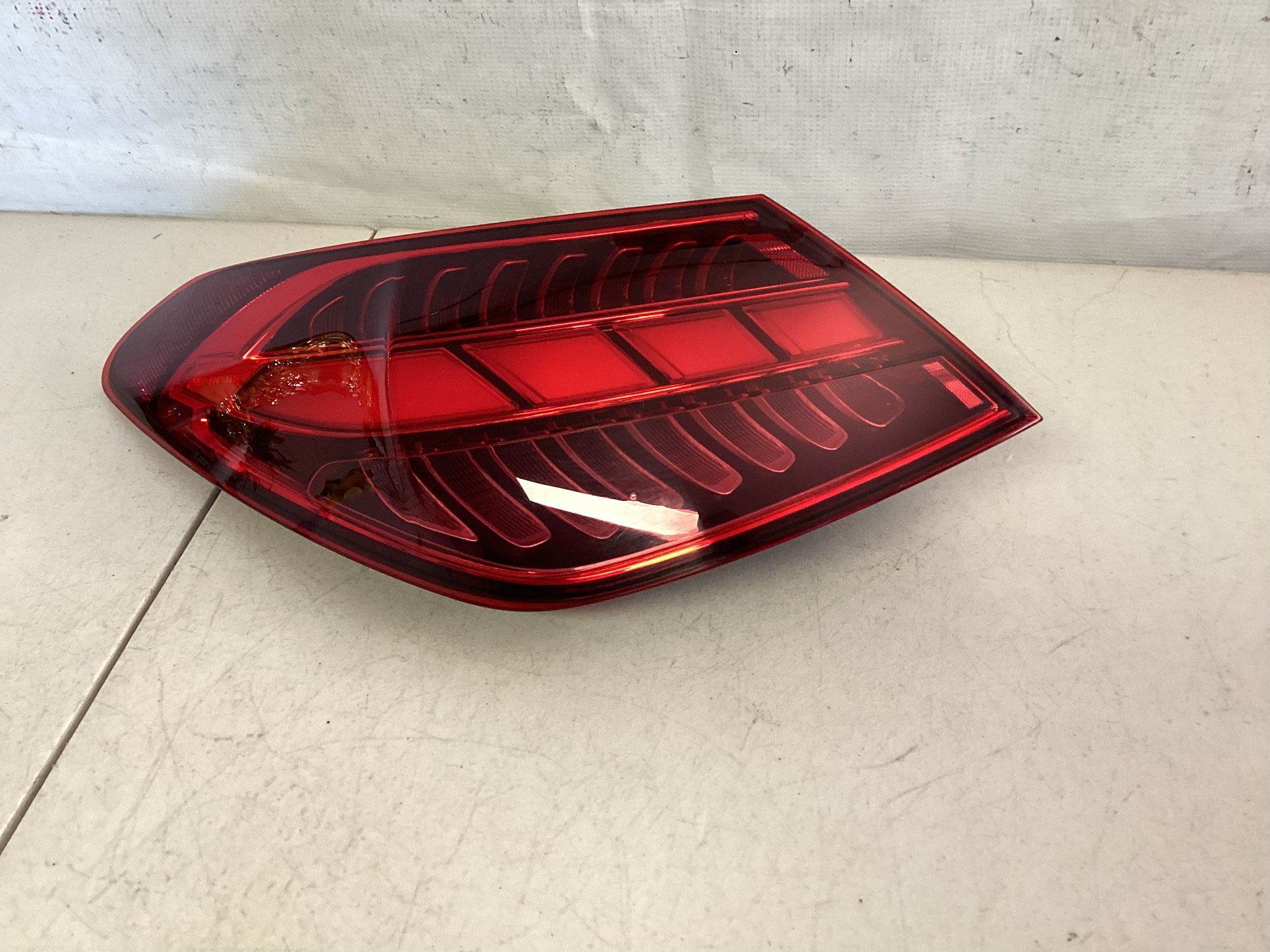 2022-2023-2024 MERCEDES C300 C43 TAIL LIGHT LED LEFT DRIVER SIDE USED OEM