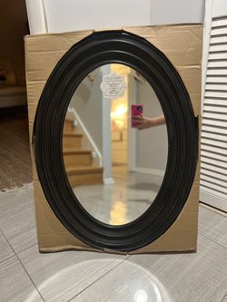 NEW!!! WALL MIRROR SIZE 22x30 in