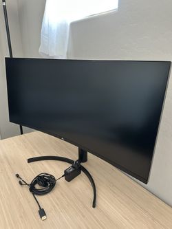 LG 35" Class UltraWide Curved WQHD HDR10 Monitor