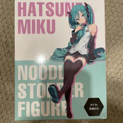 Hatsune Miku Noodle Stopper Anime Figure