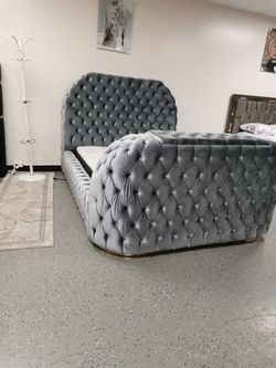 Queen Size TV Fireplace Bluetooth Speaker Bed