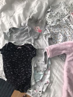 Baby girl clothes and shoe set (newborn-3 months)