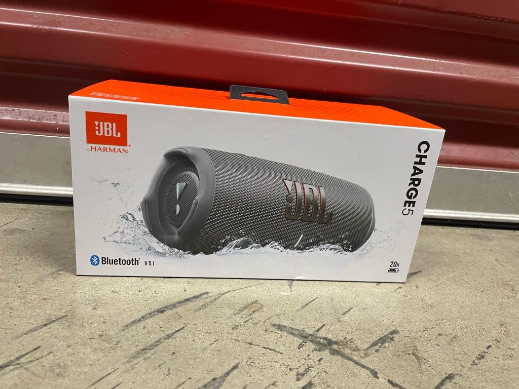 JBL Charge 5 - Portable Waterproof Speaker with Powerbank