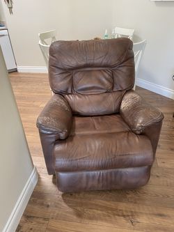 2 Flexsteel Leather Reclining Chairs