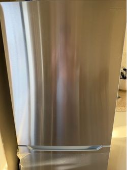 Stainless steel  30 in. Wide 18.6 Refrigerator