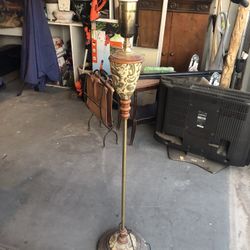 Antique Brass Paisley Lamp