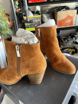 Women’s Fringe Boots