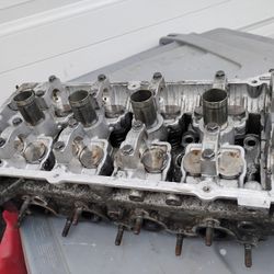 2007 Hyundai Accent Parts Engine, Good Head.