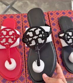 WOMEN SPARKLY SANDALS