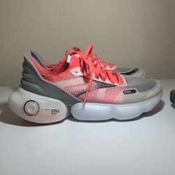 Brooks - Aurora BL Size 7 Running Shoes