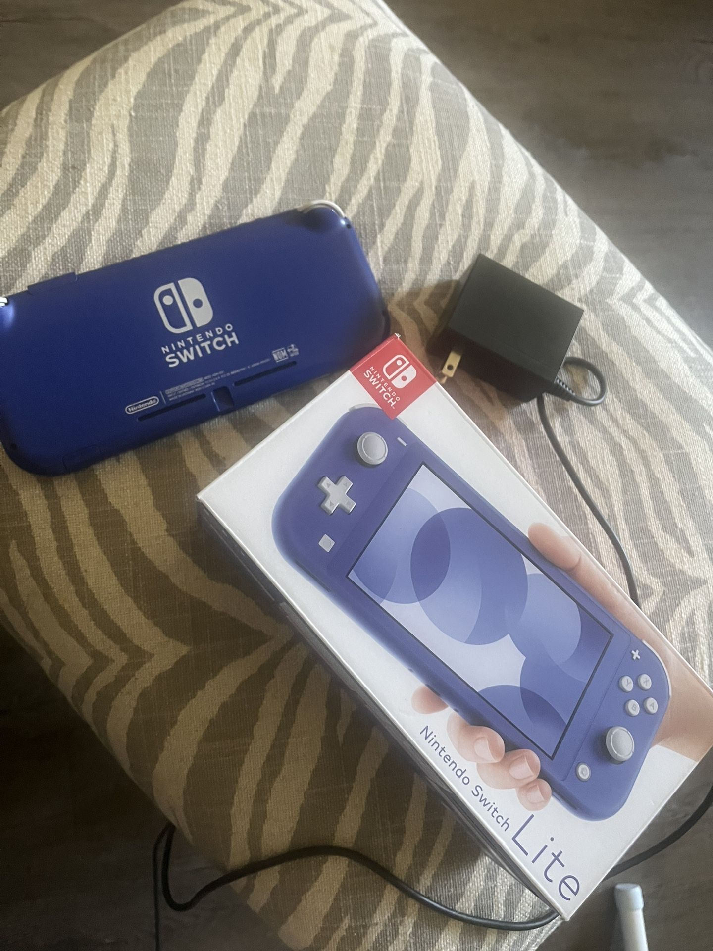 Nintendo Switch Lite