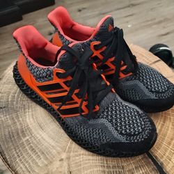 Size 7 Adidas ultra4D 