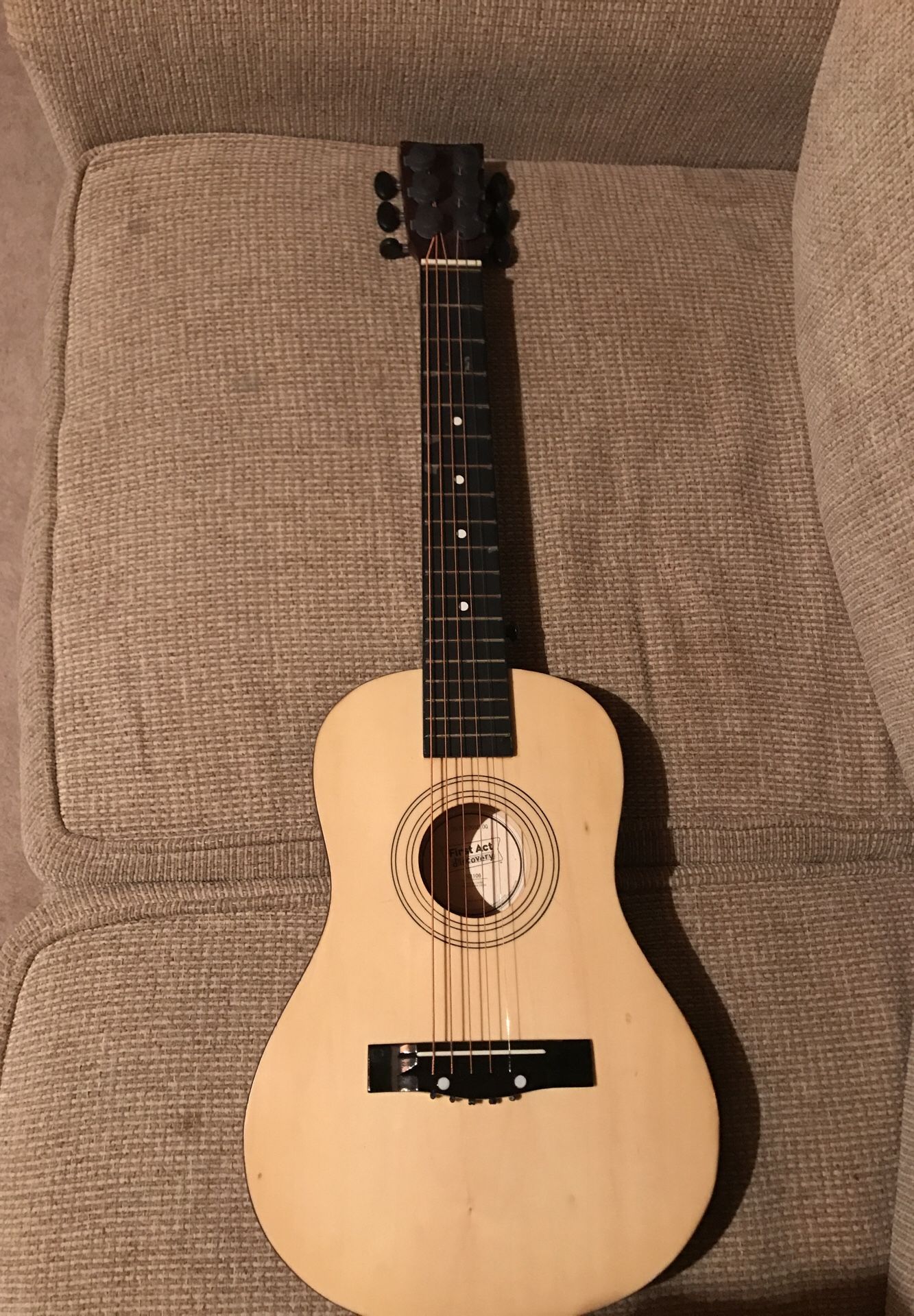 First act kids guitar