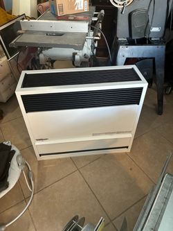 30,000 BTU Williams Wall furnace/heater