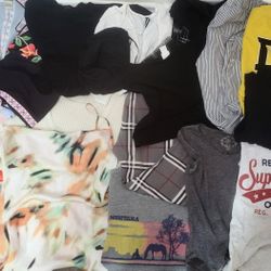 Lot Of Women's Clothes 