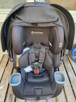 Baby trend carseat 4 in 1 brand new
