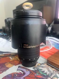 Mint Nikon AF-S 24-70/2.8 G ED lens