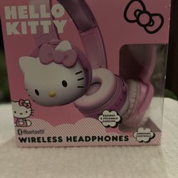 Hello Kitty, wireless headphones