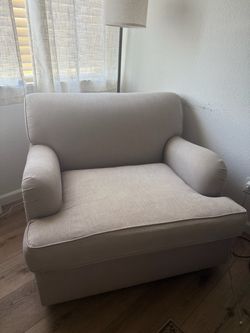Large swivel chair