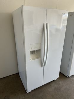 Whirlpool Refrigerator (1 Month Warranty)