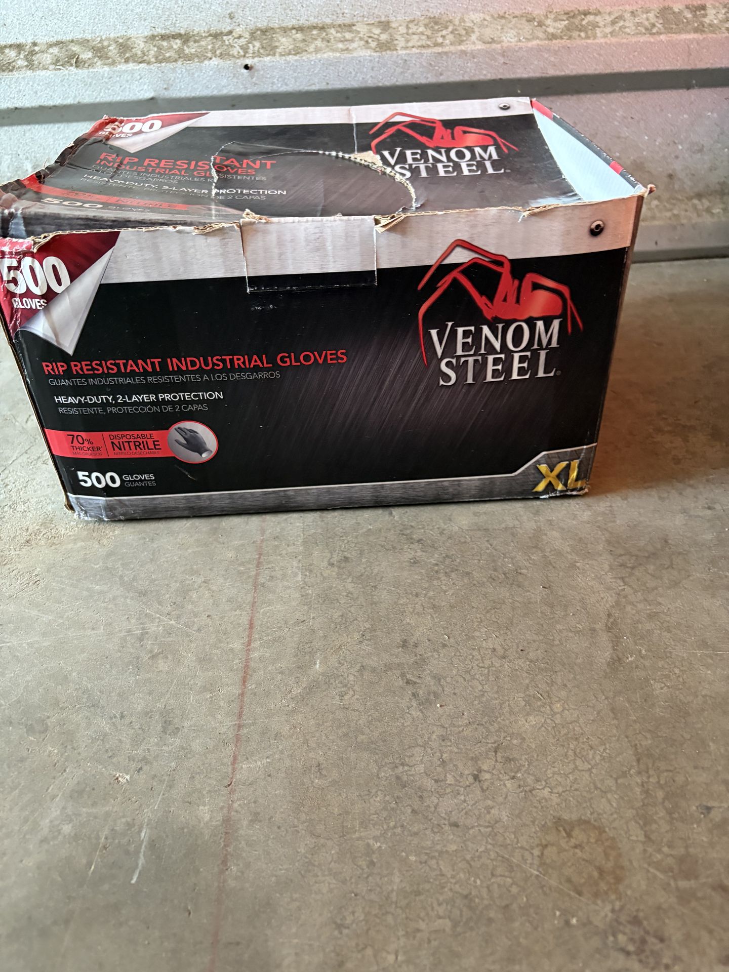Venom black nitrile gloves