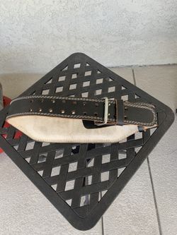 Weight belt in good condition.