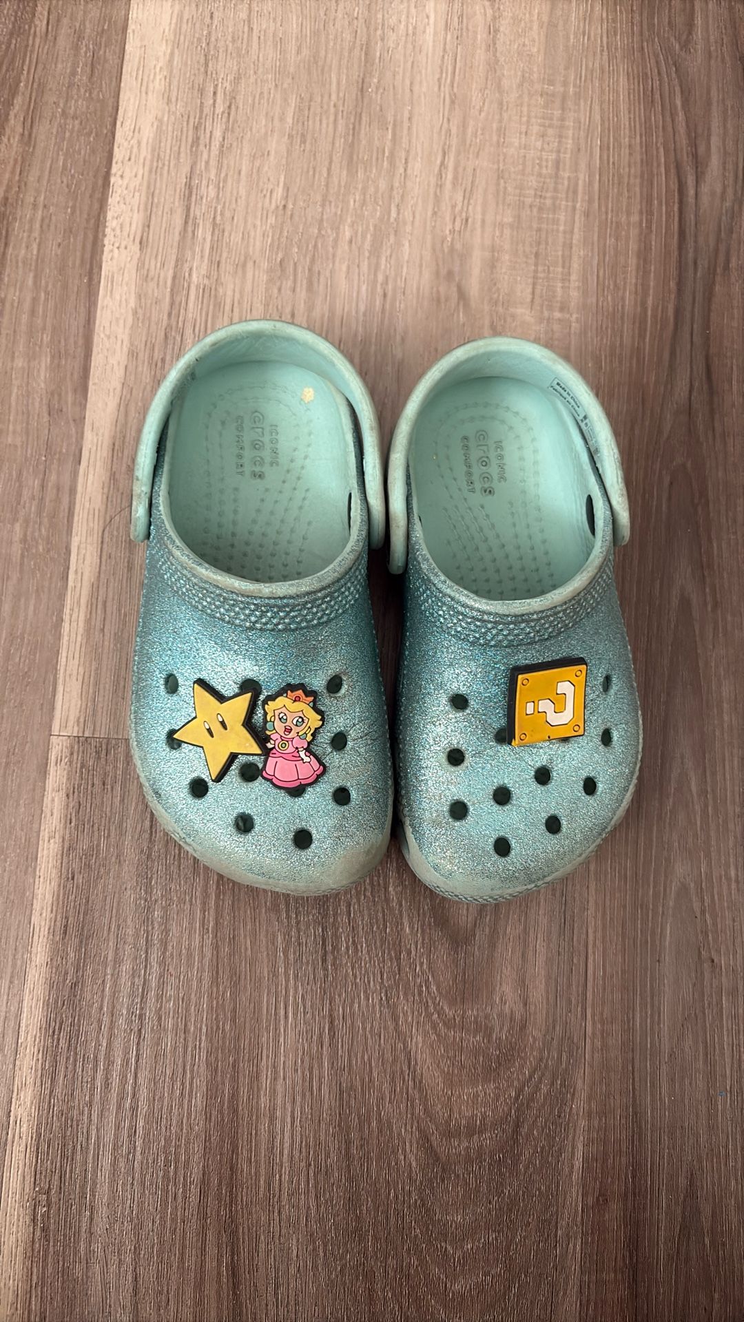 Crocs C9