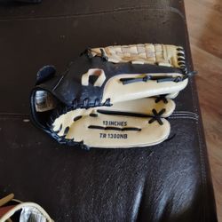 Adult Baseball Glove 