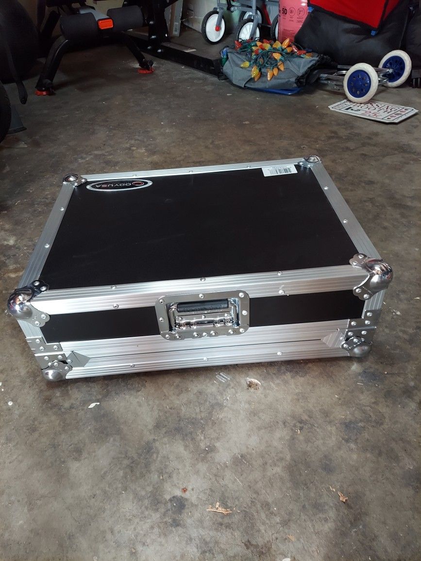 Odyssey FZGSTKS4 Flight Zone Case With Glide Style Platform DJ Equipment