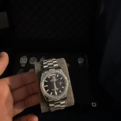 Luxury Watch Diamond Bezel