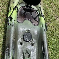 Perception Pescador 12.0 Kayak And Paddle