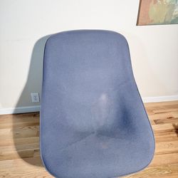 Artifort Pala Lounge Chair – Luca Nichetto (2017)