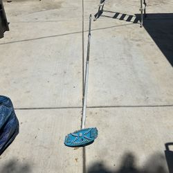 Pool Brush Cleaner