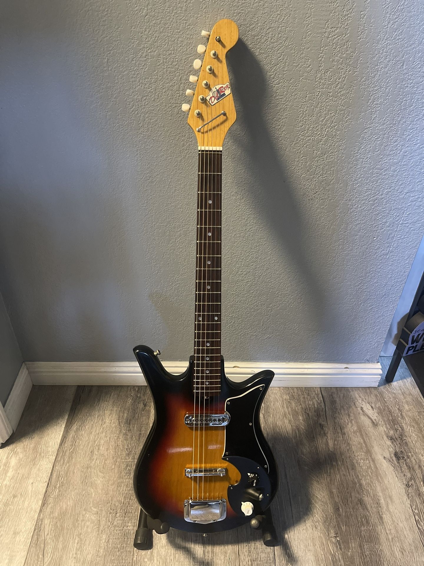 Vintage Teisco Del Rey 1960s E110 TULIP Electric Guitar