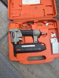 Finish nailer