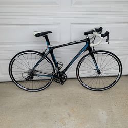 Giant Avail Composite Road Bike