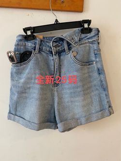 Women Shorts Size 0